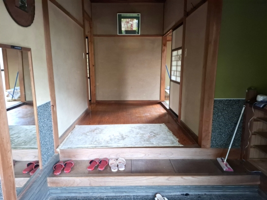 玄関