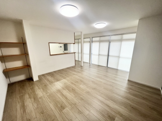 リビングダイニング