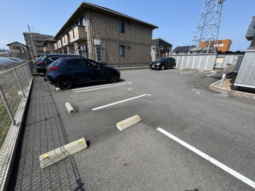 駐車場・物置
