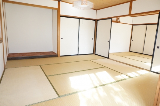 1階和室8帖